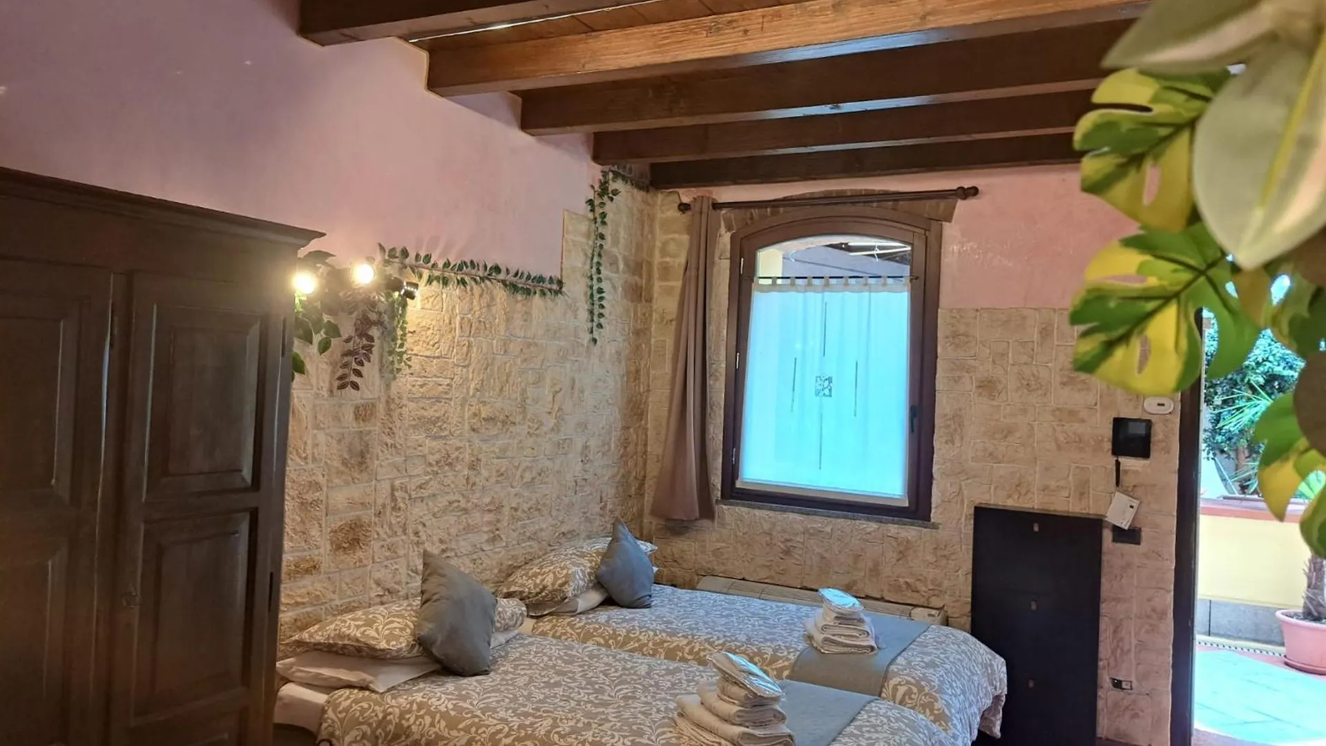 Monolocale Elvira Abbadesse Guest House 米兰