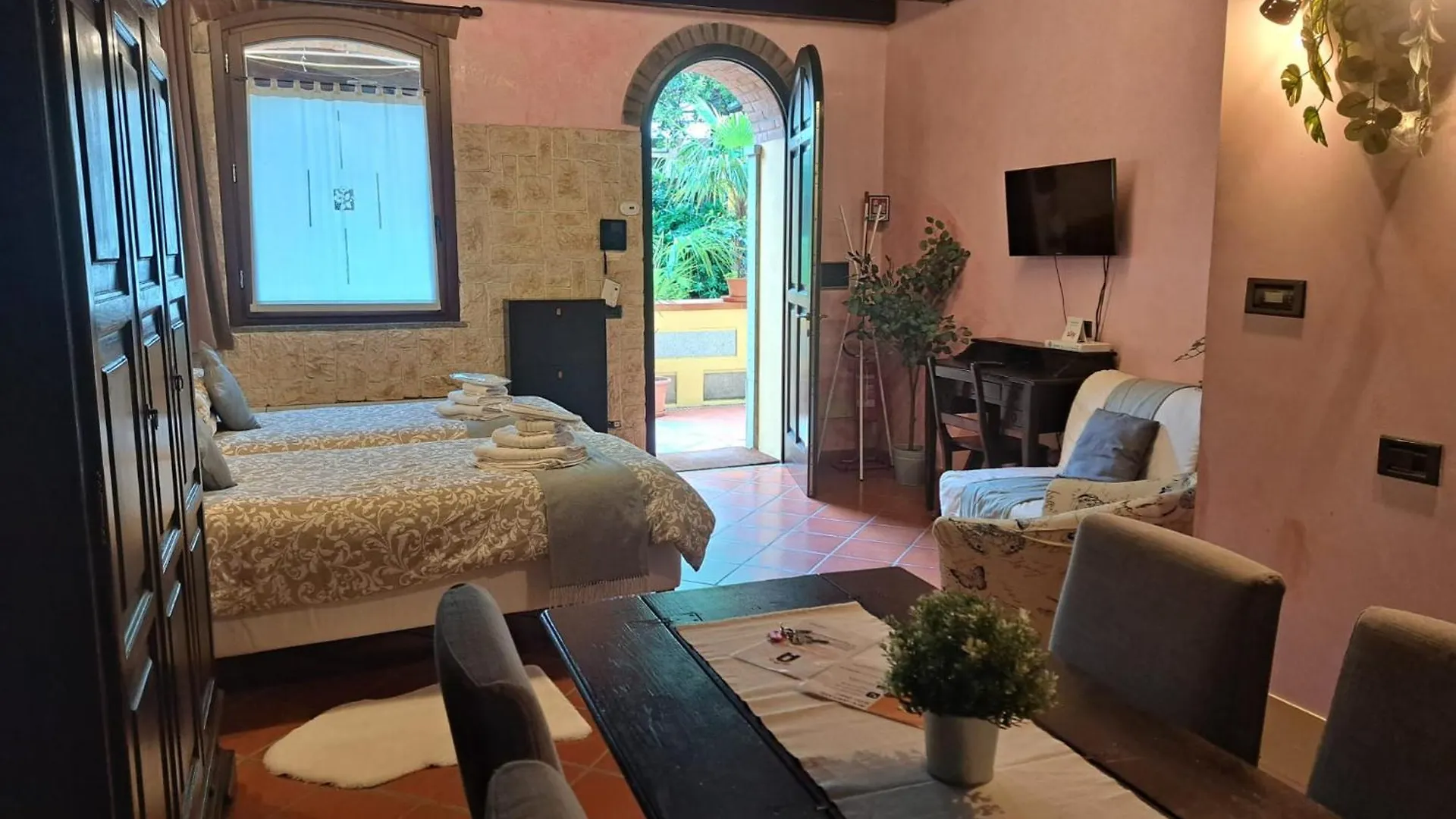 Monolocale Elvira Abbadesse Guest House 米兰 公寓